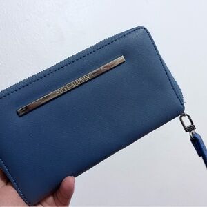 Steve Madden Navy Blue Zip-Around Wristlet Wallet